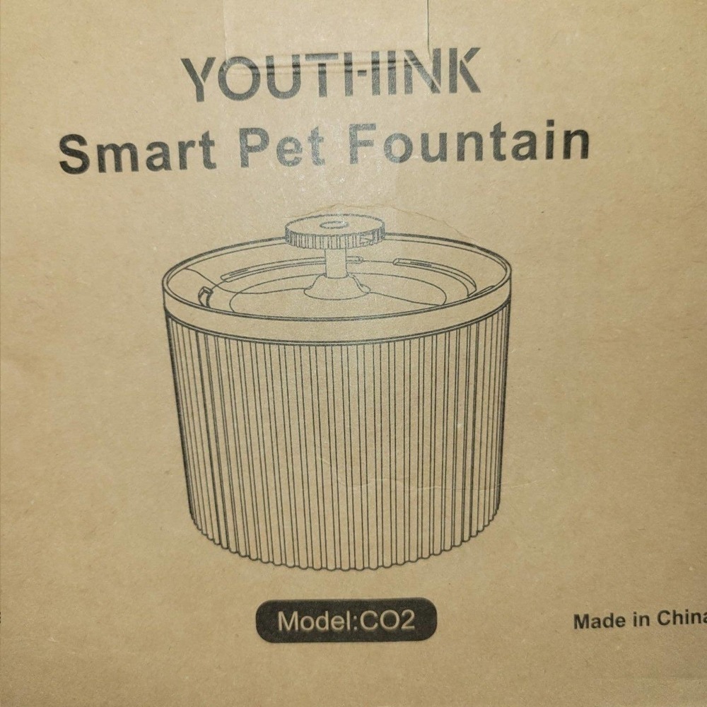 Pet drinking fountain